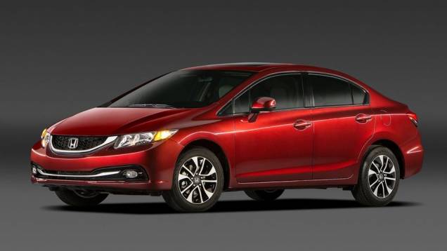 7º - Honda Civic - 612.052 <a href="https://quatrorodas.abril.com.br/noticias/mercado/minivan-chinesa-modelo-mais-vendido-2012-734156.shtml" rel="migration">Leia mais</a>