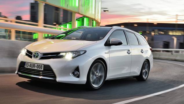 A Toyota revelou as especificações técnicas do Auris Touring Sports | <a href="https://quatrorodas.abril.com.br/saloes/genebra/2013/toyota-auris-touring-sports-734894.shtml" rel="migration">Leia mais</a> A Toyota revelou as especificações técnicas do Auris Touring Sports | <a href="https://quatrorodas.abril.com.br/saloes/genebra/2013/toyota-auris-touring-sports-734894.shtml" rel="migration">Leia mais</a>