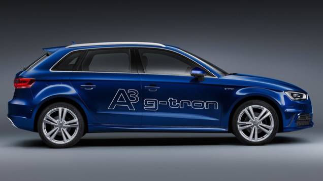 São dois tanques com capacidade para sete quilos de gás natural cada | <a href="https://quatrorodas.abril.com.br/saloes/genebra/2013/audi-a3-sportback-g-tron-734954.shtml" rel="migration">Leia mais</a> São dois tanques com capacidade para sete quilos de gás natural cada | <a href="https://quatrorodas.abril.com.br/saloes/genebra/2013/audi-a3-sportback-g-tron-734954.shtml" rel="migration">Leia mais</a>