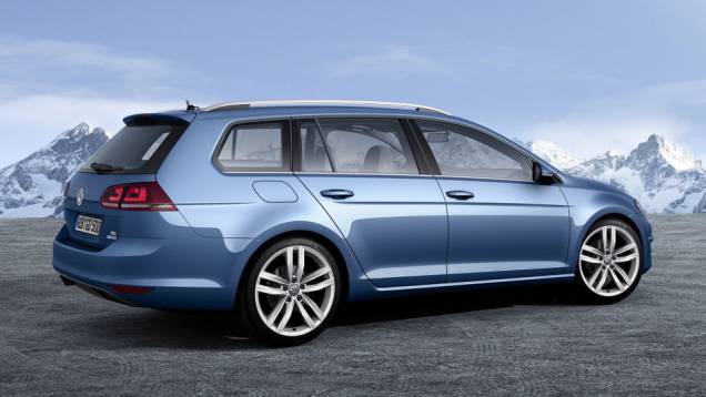 O modelo parece bastante com a sexta geração, mas apresenta linhas mais esportivas. <a href="https://quatrorodas.abril.com.br/saloes/genebra/2013/volkswagen-golf-variant-735101.shtml" rel="migration">Leia mais</a>