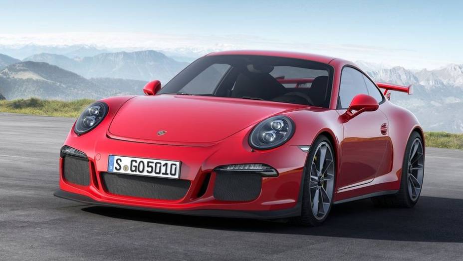 Porsche 911 GT3 | <a href="https://quatrorodas.abril.com.br/saloes/genebra/2013/porsche-911-gt3-735214.shtml" rel="migration">Leia mais</a>