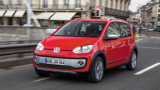 VW Cross Up! | <a href="https://quatrorodas.abril.com.br/saloes/genebra/2013/vw-cross-up-734147.shtml" rel="migration">Leia mais</a>