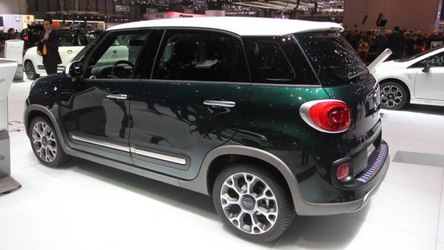 Fiat 500 L Trekking | <a href="https://quatrorodas.abril.com.br/saloes/genebra/2013/fiat-500l-trekking-735050.shtml" rel="migration">Leia mais</a> | <a href="https://quatrorodas.abril.com.br/galerias/saloes/genebra/2013/direto-genebra-2013-parte-2-735401.shtml" rel="migration">Parte 2 dos</a>