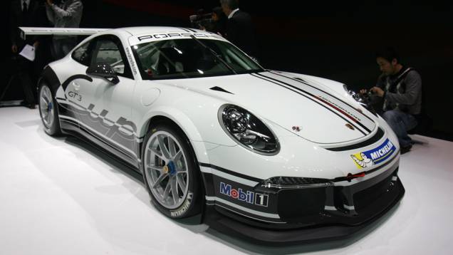 Porsche 911 GT3 Cup | <a href="https://quatrorodas.abril.com.br/saloes/genebra/2013/porsche-911-gt3-cup-734997.shtml" rel="migration">Leia mais</a> | <a href="https://quatrorodas.abril.com.br/galerias/saloes/genebra/2013/direto-genebra-2013-parte-2-735401.shtml" rel="migration">Parte 2 do</a>