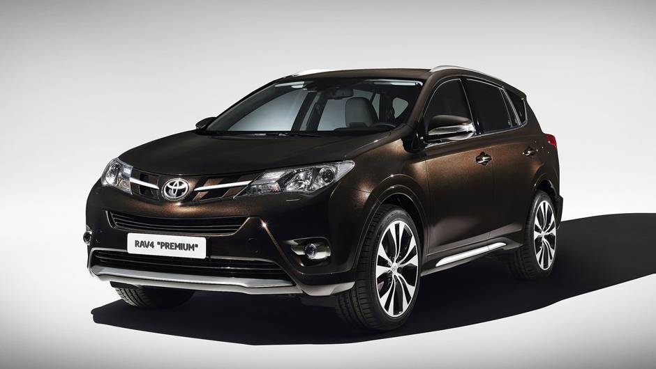 Para esta edi&ccedil;&atilde;o do Sal&atilde;o de Genebra, a montadora japonesa traz duas vers&otilde;es especiais do RAV4 | <a href="%20https://quatrorodas.abril.com.br/saloes/genebra/2013/toyota-rav4-concepts-735322.shtml" rel="migration">Leia mais</a>