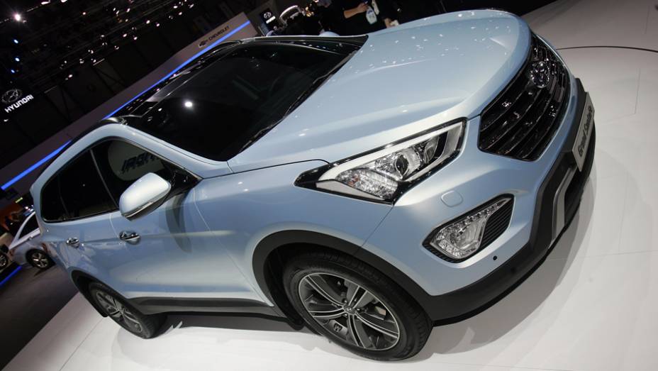 Hyundai Grand Santa Fe | <a href="https://quatrorodas.abril.com.br/saloes/genebra/2013/hyundai-grand-santa-fe-734437.shtml" rel="migration">Leia mais</a> | <a href="https://quatrorodas.abril.com.br/galerias/saloes/genebra/2013/salao-genebra-2013-parte-1-735307.shtml" rel="migration">Parte</a>