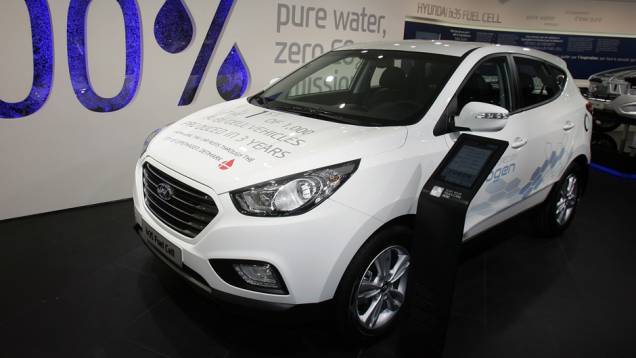 Hyundai ix35 Fuel Cell | <a href="https://quatrorodas.abril.com.br/saloes/genebra/2013/hyundai-ix35-versao-europeia-735002.shtml" rel="migration">Leia mais</a> | <a href="https://quatrorodas.abril.com.br/galerias/saloes/genebra/2013/salao-genebra-2013-parte-1-735307.shtml" rel="migration"></a>