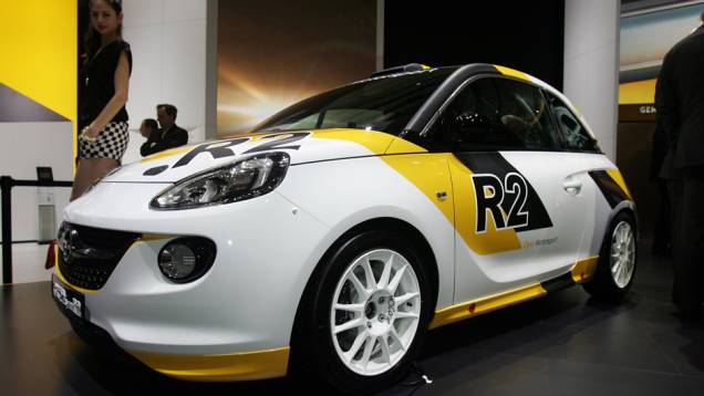 Opel Adam R2 | <a href="https://quatrorodas.abril.com.br/saloes/genebra/2013/opel-adam-rocks-concept-735283.shtml" rel="migration">Leia mais</a> | <a href="https://quatrorodas.abril.com.br/galerias/saloes/genebra/2013/salao-genebra-2013-parte-1-735307.shtml" rel="migration">Parte 1 dos des</a>