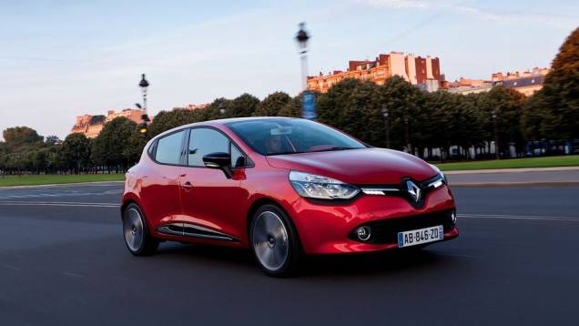 3ª - RENAULT - 121.3 g/km | <a href="https://quatrorodas.abril.com.br/noticias/sustentabilidade/europa-registra-diminuicao-emissao-automotiva-c02-735502.shtml" rel="migration">Leia mais</a>