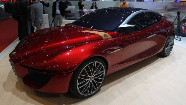 Gostou? Este é o Gloria, carro-conceito fruto de uma parceria firmada entre a Alfa Romeo e o Instituto Europeu de Design (IED) de Turim | <a href="https://quatrorodas.abril.com.br/saloes/genebra/2013/alfa-romeo-gloria-concept-734921.shtml" rel="migration">Leia mais</a> Gostou? Este é o Gloria, carro-conceito fruto de uma parceria firmada entre a Alfa Romeo e o Instituto Europeu de Design (IED) de Turim | <a href="https://quatrorodas.abril.com.br/saloes/genebra/2013/alfa-romeo-gloria-concept-734921.shtml" rel="migration">Leia mais</a>