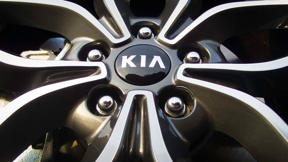 Ele dever&aacute; chegar &agrave;s concession&aacute;rias norte-americanas no quarto trimestre do ano | <a href="%20https://quatrorodas.abril.com.br/saloes/new-york/2013/kia-forte-koup-737223.shtml" rel="migration">Leia mais</a>