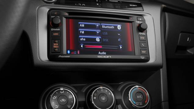 Scion tC | <a href="https://quatrorodas.abril.com.br/saloes/new-york/2013//scion-tc-737389.shtml" rel="migration">Leia mais</a> Scion tC | <a href="https://quatrorodas.abril.com.br/saloes/new-york/2013//scion-tc-737389.shtml" rel="migration">Leia mais</a>