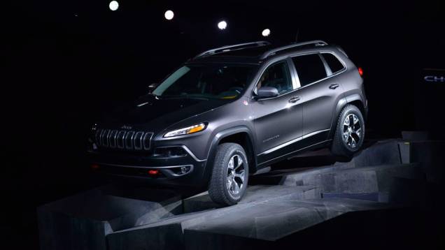 Jeep Cherokee | <a href="https://quatrorodas.abril.com.br/saloes/new-york/2013/jeep-cherokee-737016.shtml" rel="migration">Leia mais</a> Jeep Cherokee | <a href="https://quatrorodas.abril.com.br/saloes/new-york/2013/jeep-cherokee-737016.shtml" rel="migration">Leia mais</a>