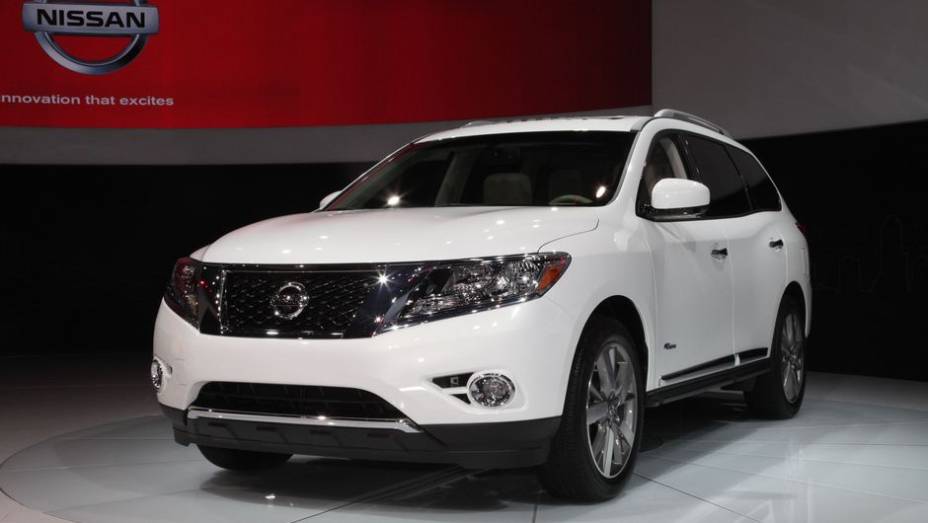 Nissan Pathfinder Hybrid | <a href="https://quatrorodas.abril.com.br/saloes/new-york/2013/nissan-pathfinder-hybrid-737045.shtml" rel="migration">Leia mais</a>