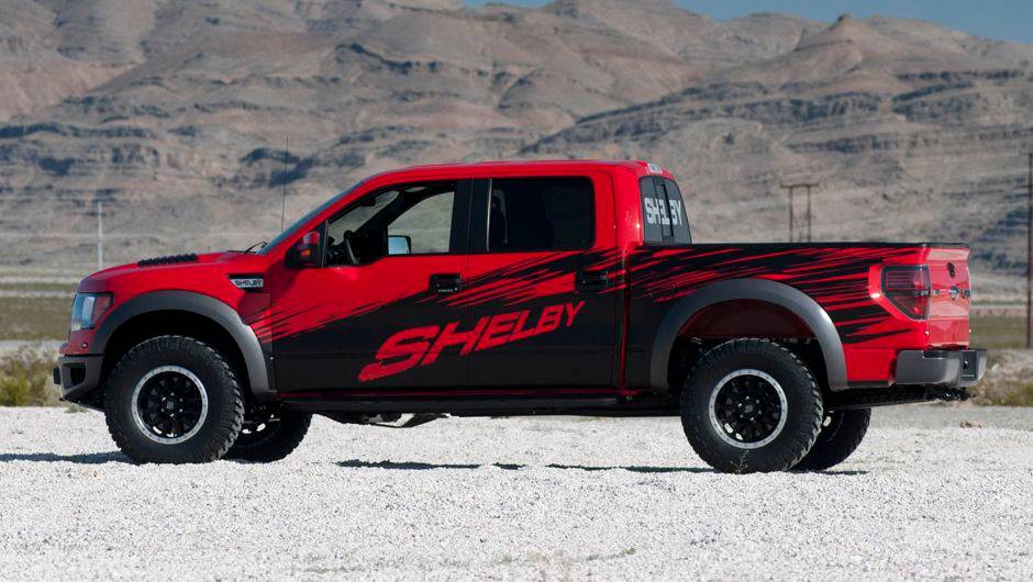 Apenas 100 unidades do modelo, que vem equipado com pneus BF Goodrich de 35 polegadas, ser&atilde;o produzidas | <a href="%20https://quatrorodas.abril.com.br/saloes/new-york/2013//shelby-raptor-737407.shtml" rel="migration">Leia mais</a>