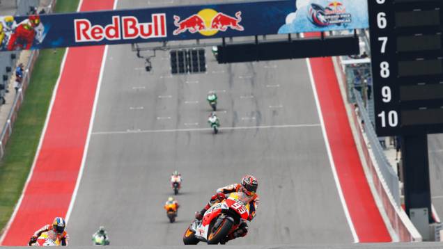 Bela vista do final da reta de Austin | <a href="https://quatrorodas.abril.com.br/moto/noticias/marquez-passeia-vence-gp-austin-motogp-779654.shtml" rel="migration">Leia mais</a> Bela vista do final da reta de Austin | <a href="https://quatrorodas.abril.com.br/moto/noticias/marquez-passeia-vence-gp-austin-motogp-779654.shtml" rel="migration">Leia mais</a>