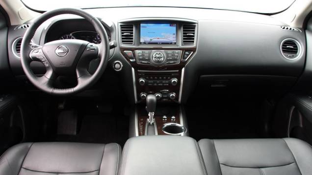 Nissan Pathfinder - muito espaço interno é um dos pontos fortes do SUV