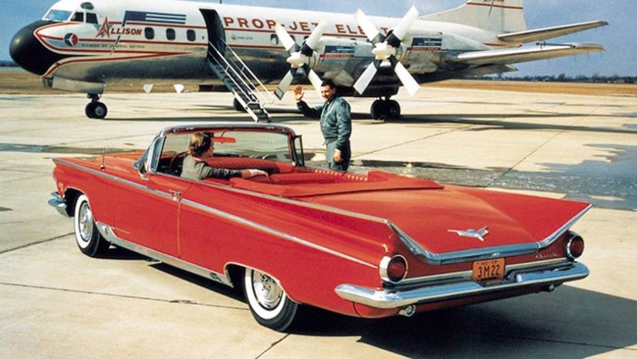 1959 Buick Electra - Um ano depois do Impala, a Buick embarcou no estilo asa de gaivota de barbatanas, com um resultado criativo e suave