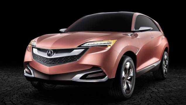 Esta é a primeira vez que a Acura apresenta a estreia mundial de um modelo conceito fora da América do Norte | <a href="%20https://quatrorodas.abril.com.br/saloes/xangai/2013/acura-concept-suv-x-739244.shtml" rel="migration">Leia mais</a>