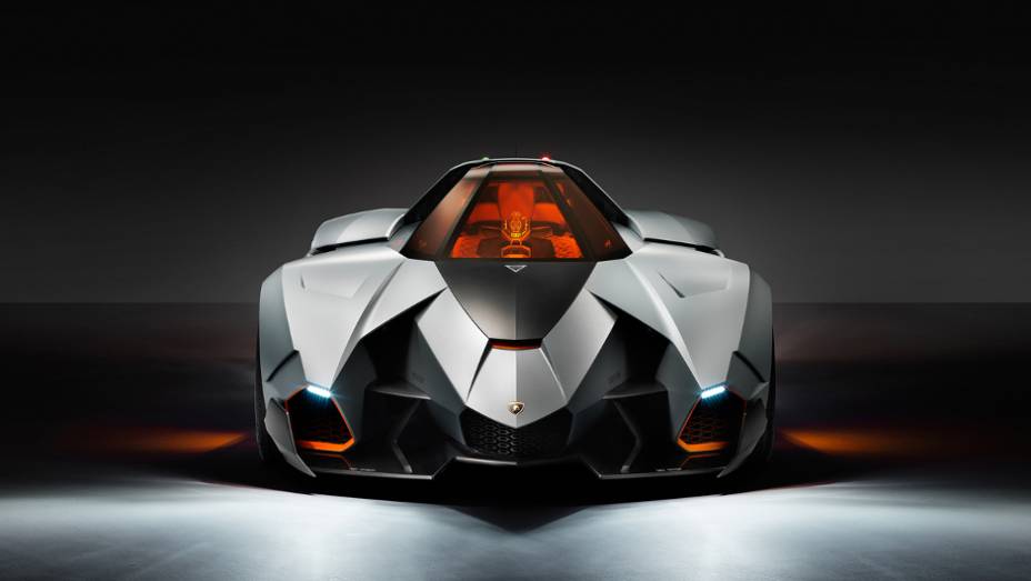 O modelo tem visual inspirado num helicóptero apache | <a href="https://quatrorodas.abril.com.br/noticias/fabricantes/lamborghini-cria-egoista-concept-741099.shtml" rel="migration">Leia mais</a>