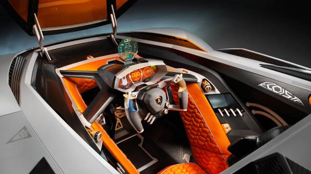 Sob o capô, o Egoista concept vem equipado com motor 5.2 V10 | <a href="https://quatrorodas.abril.com.br/noticias/fabricantes/lamborghini-cria-egoista-concept-741099.shtml" rel="migration">Leia mais</a> Sob o capô, o Egoista concept vem equipado com motor 5.2 V10 | <a href="https://quatrorodas.abril.com.br/noticias/fabricantes/lamborghini-cria-egoista-concept-741099.shtml" rel="migration">Leia mais</a>