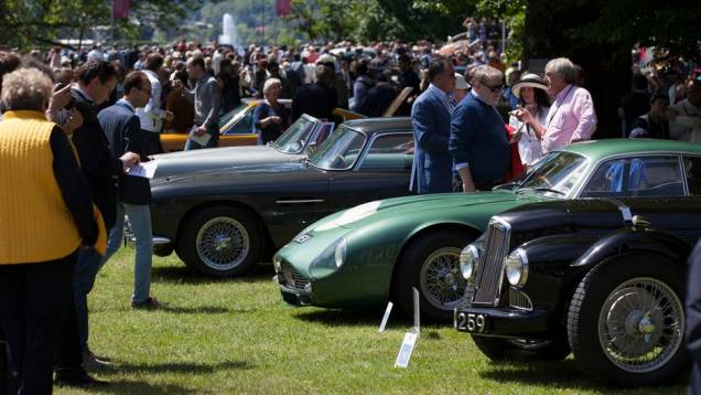 1961 Aston Martin DB4 GT Zagato (verde) 1961 Aston Martin DB4 GT Zagato (verde)