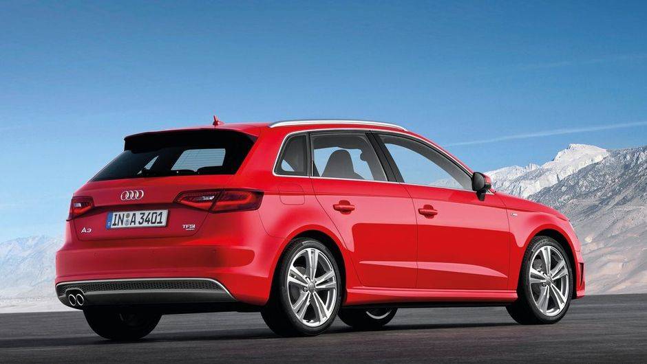 A outra &eacute; a 1.8, de 180 cv e 25,5 kgfm, capaz de ir de 0 a 100 km/h em 7,3s e chegar &agrave; m&aacute;xima de 232 km/h | <a href="%20https://quatrorodas.abril.com.br/noticias/fabricantes/audi-confirma-a3-sportback-brasil-junho-742734.shtml" rel="migration">Leia mais</a>