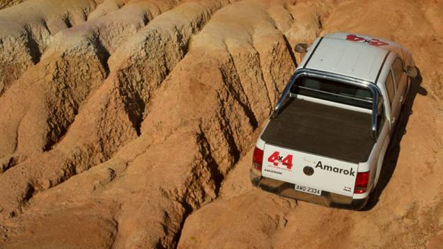 Curso 4x4 QUATRO RODAS | <a href="https://quatrorodas.abril.com.br/noticias/curso-4x4-quatro-rodas-enfie-pe-lama-747797.shtml" rel="migration">Inscreva-se</a> Curso 4x4 QUATRO RODAS | <a href="https://quatrorodas.abril.com.br/noticias/curso-4x4-quatro-rodas-enfie-pe-lama-747797.shtml" rel="migration">Inscreva-se</a>