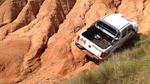 Curso 4x4 QUATRO RODAS | <a href="https://quatrorodas.abril.com.br/noticias/curso-4x4-quatro-rodas-enfie-pe-lama-747797.shtml" rel="migration">Inscreva-se</a> Curso 4x4 QUATRO RODAS | <a href="https://quatrorodas.abril.com.br/noticias/curso-4x4-quatro-rodas-enfie-pe-lama-747797.shtml" rel="migration">Inscreva-se</a>