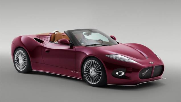 A Spyker mostrou o B6 Venator Spyder Concept em Pebble Beach | <a href="https://quatrorodas.abril.com.br/noticias/fabricantes/conceito-spyker-b6-venator-spyder-mostrado-pebble-beach-750325.shtml" rel="migration">Leia mais!</a>