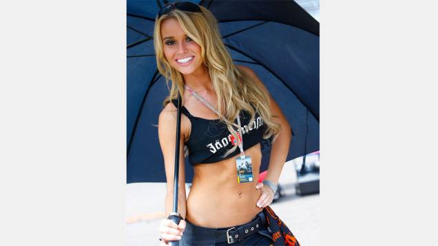 Veja as belas garotas da MotoGP de Indianápolis e saiba como foi a corrida! | <a href="https://quatrorodas.abril.com.br/moto/galerias/competicoes/motogp-indianapolis-corrida-750344.shtml" rel="migration">Leia mais</a>