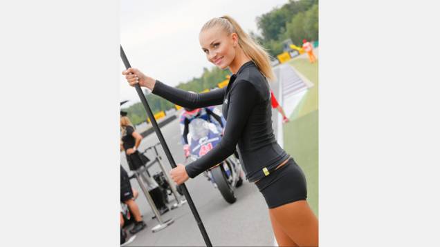 Veja as belas garotas da MotoGP da República Tcheca e saiba como foi a corrida! | <a href="https://quatrorodas.abril.com.br/moto/galerias/competicoes/motogp-republica-tcheca-domingo-751230.shtmll" rel="migration">Leia mais</a> Veja as belas garotas da MotoGP da República Tcheca e saiba como foi a corrida! | <a href="https://quatrorodas.abril.com.br/moto/galerias/competicoes/motogp-republica-tcheca-domingo-751230.shtmll" rel="migration">Leia mais</a>