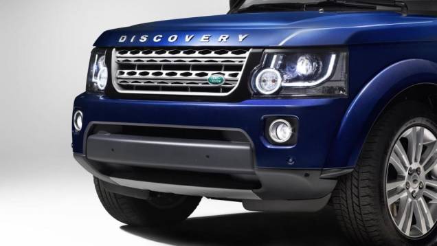 Por outro lado, ele se destaca pela redução na emissão de CO2 na comparação com o modelo 2013 | <a href="https://quatrorodas.abril.com.br/saloes/frankfurt/2013/land-rover-discovery-752198.shtml" rel="migration">Leia mais</a> Por outro lado, ele se destaca pela redução na emissão de CO2 na comparação com o modelo 2013 | <a href="https://quatrorodas.abril.com.br/saloes/frankfurt/2013/land-rover-discovery-752198.shtml" rel="migration">Leia mais</a>
