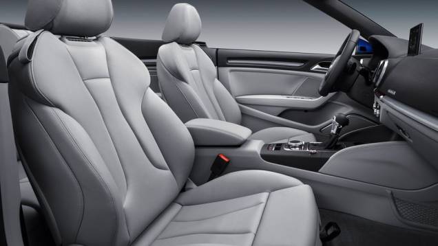 Também há um motor a diesel, o 2.0 TDI (148 cv). Já a futura versão S3 Cabriolet receberá um 2.0 TSI, de 296 cv | <a href="%20https://quatrorodas.abril.com.br/saloes/frankfurt/2013/audi-a3-cabriolet-753007.shtml" rel="migration">Leia mais</a> Também há um motor a diesel, o 2.0 TDI (148 cv). Já a futura versão S3 Cabriolet receberá um 2.0 TSI, de 296 cv | <a href="%20https://quatrorodas.abril.com.br/saloes/frankfurt/2013/audi-a3-cabriolet-753007.shtml" rel="migration">Leia mais</a>