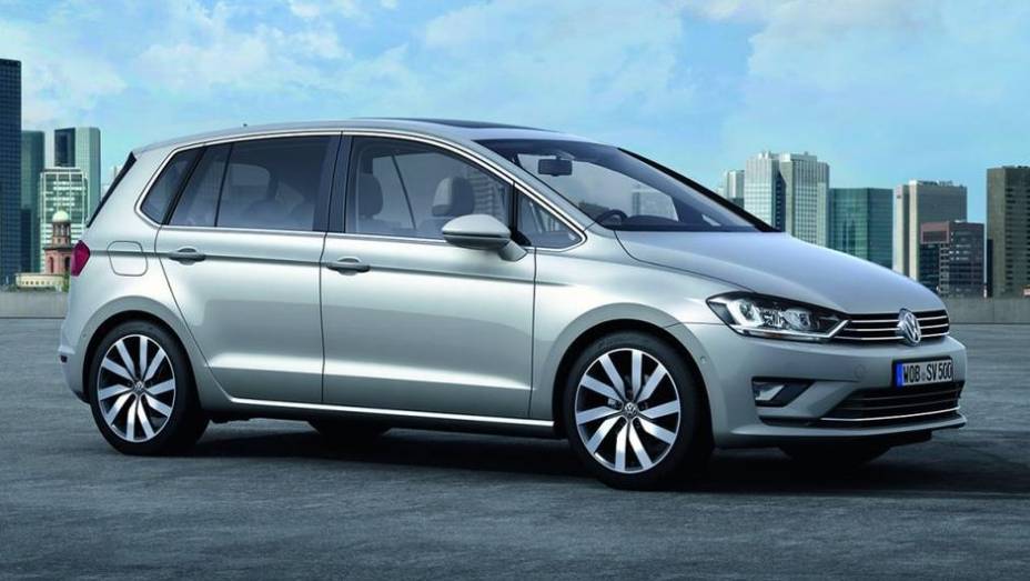 A Volkswagen apresenta neste Salão de Frankfurt o Golf Sportsvan concept | <a href="https://quatrorodas.abril.com.br/saloes/frankfurt/2013/volkswagen-golf-sportsvan-concept-752994.shtml" rel="migration">Leia mais</a>