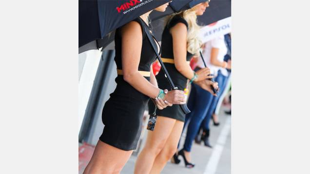 Veja as belas garotas da MotoGP, etapa da Inglaterra | <a href="https://quatrorodas.abril.com.br/moto/noticias/motogp-lorenzo-bate-marquez-silverstone-752002.shtml" rel="migration">Leia mais</a> Veja as belas garotas da MotoGP, etapa da Inglaterra | <a href="https://quatrorodas.abril.com.br/moto/noticias/motogp-lorenzo-bate-marquez-silverstone-752002.shtml" rel="migration">Leia mais</a>