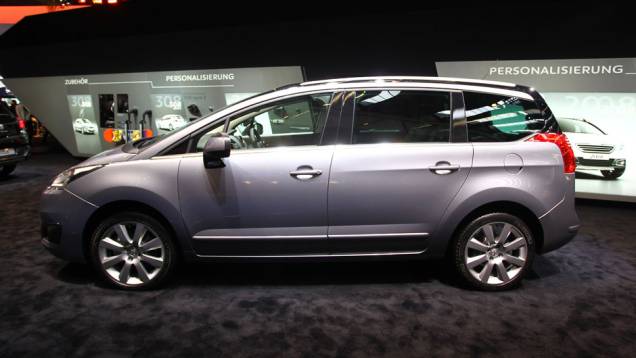 Peugeot 5008 | <a href="https://quatrorodas.abril.com.br/saloes/frankfurt/2013/peugeot-5008-752111.shtml" rel="migration">Leia mais</a> Peugeot 5008 | <a href="https://quatrorodas.abril.com.br/saloes/frankfurt/2013/peugeot-5008-752111.shtml" rel="migration">Leia mais</a>