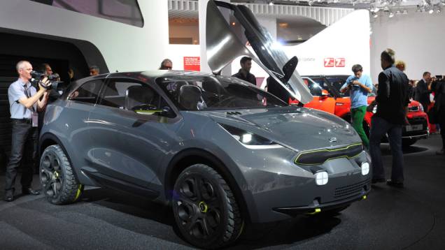 Kia Niro concept | <a href="https://quatrorodas.abril.com.br/saloes/frankfurt/2013/kia-niro-concept-753436.shtml" rel="migration">Leia mais</a> Kia Niro concept | <a href="https://quatrorodas.abril.com.br/saloes/frankfurt/2013/kia-niro-concept-753436.shtml" rel="migration">Leia mais</a>