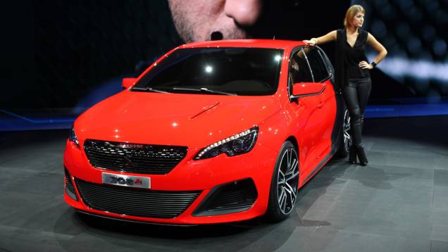 Peugeot 308 R Concept | <a href="http://quatrorodas.abril.com.br/saloes/frankfurt/2013/peugeot-mostra-308-r-concept-752508.shtml" rel="migration">Leia mais</a>