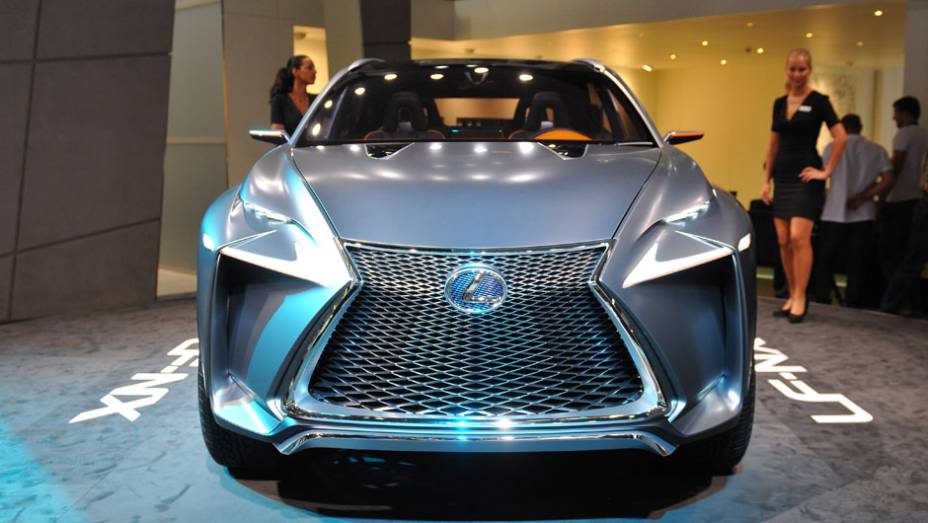 Lexus LF-NX | <a href="https://quatrorodas.abril.com.br/saloes/frankfurt/2013/lexus-lf-nx-752303.shtml" rel="migration">Leia mais</a>