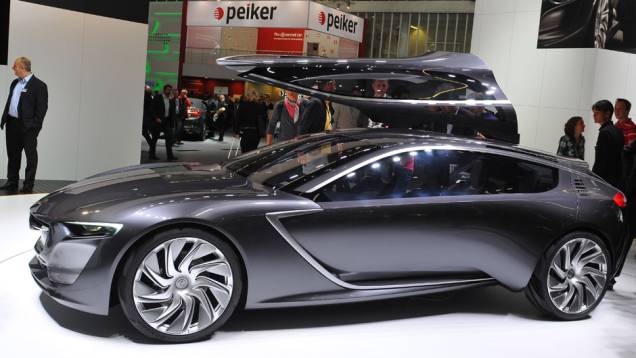 Opel Monza Concept | <a href="https://quatrorodas.abril.com.br/saloes/frankfurt/2013/opel-monza-concept-752069.shtml" rel="migration">Leia mais</a> Opel Monza Concept | <a href="https://quatrorodas.abril.com.br/saloes/frankfurt/2013/opel-monza-concept-752069.shtml" rel="migration">Leia mais</a>