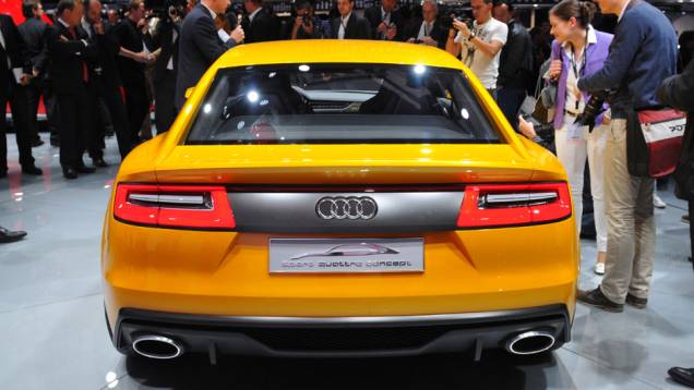 Audi Sport Quattro | <a href="http://quatrorodas.abril.com.br/saloes/frankfurt/2013/audi-sport-quattro-752280.shtml" rel="migration">Leia mais</a>