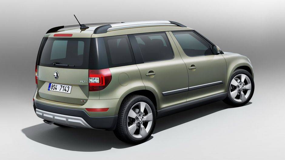 ...e Outdoor, com visual mais r&uacute;stico, tendo todas essas partes em pl&aacute;stico preto | <a href="https://quatrorodas.abril.com.br/saloes/frankfurt/2013/skoda-yeti-753464.shtml" rel="migration">Leia mais</a>