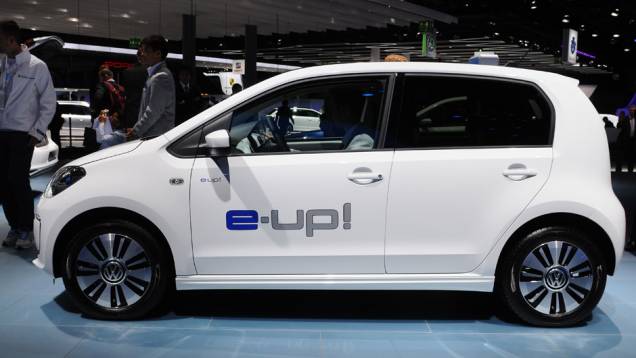 VW e-Up! | <a href="https://quatrorodas.abril.com.br/saloes/frankfurt/2013/volkswagen-e-golf-e-up-752904.shtml" rel="migration">Leia mais</a> VW e-Up! | <a href="https://quatrorodas.abril.com.br/saloes/frankfurt/2013/volkswagen-e-golf-e-up-752904.shtml" rel="migration">Leia mais</a>
