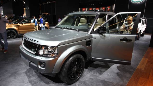 Land Rover Discovery | <a href="https://quatrorodas.abril.com.br/saloes/frankfurt/2013/land-rover-discovery-752198.shtml" rel="migration">Leia mais</a> Land Rover Discovery | <a href="https://quatrorodas.abril.com.br/saloes/frankfurt/2013/land-rover-discovery-752198.shtml" rel="migration">Leia mais</a>