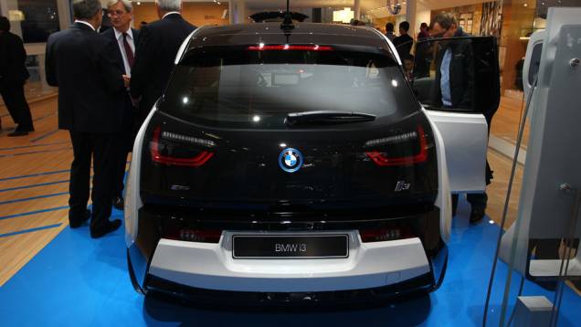 BMW i3 | <a href="http://quatrorodas.abril.com.br/saloes/frankfurt/2013/bmw-i3-753151.shtml" rel="migration">Leia mais</a>
