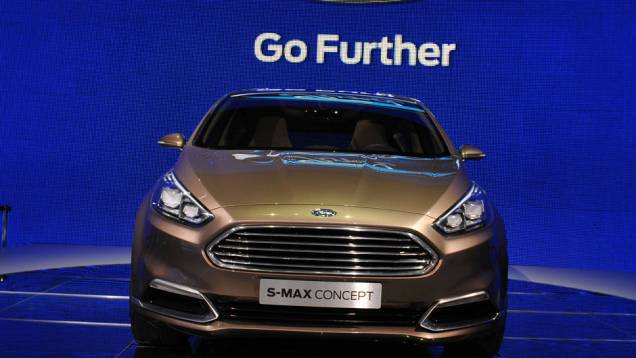 Ford S-MAX concept | <a href="https://quatrorodas.abril.com.br/saloes/frankfurt/2013/ford-s-max-concept-752987.shtml" rel="migration">Leia mais</a> Ford S-MAX concept | <a href="https://quatrorodas.abril.com.br/saloes/frankfurt/2013/ford-s-max-concept-752987.shtml" rel="migration">Leia mais</a>