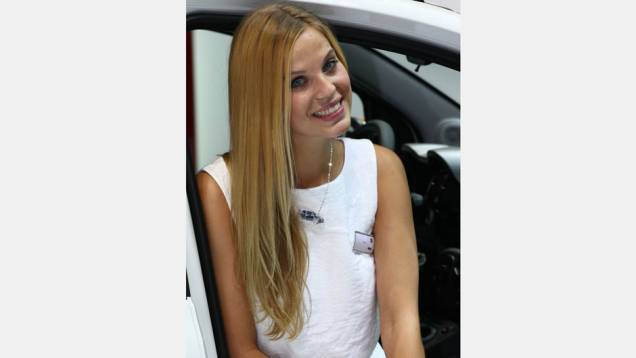 Veja as belas garotas do Salão de Frankfurt 2013 e confira os lançamentos | <a href="https://quatrorodas.abril.com.br/galerias/saloes/frankfurt/2013/direto-frankfurt-2013-1-753497.shtml" rel="migration">Direto de Frankfurt 2013 - parte 1</a> | <a href="https://quatrorodas" rel="migration"></a> Veja as belas garotas do Salão de Frankfurt 2013 e confira os lançamentos | <a href="https://quatrorodas.abril.com.br/galerias/saloes/frankfurt/2013/direto-frankfurt-2013-1-753497.shtml" rel="migration">Direto de Frankfurt 2013 - parte 1</a> | <a href="https://quatrorodas" rel="migration"></a>