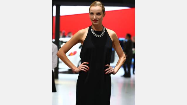 Veja as belas garotas do Salão de Frankfurt 2013 e confira os lançamentos | <a href="https://quatrorodas.abril.com.br/galerias/saloes/frankfurt/2013/direto-frankfurt-2013-1-753497.shtml" rel="migration">Direto de Frankfurt 2013 - parte 1</a> | <a href="https://quatrorodas" rel="migration"></a> Veja as belas garotas do Salão de Frankfurt 2013 e confira os lançamentos | <a href="https://quatrorodas.abril.com.br/galerias/saloes/frankfurt/2013/direto-frankfurt-2013-1-753497.shtml" rel="migration">Direto de Frankfurt 2013 - parte 1</a> | <a href="https://quatrorodas" rel="migration"></a>