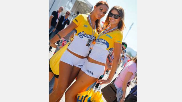 Veja as belas garotas da MotoGP, etapa de San Marino| <a href="https://quatrorodas.abril.com.br/moto/noticias/motogp-lorenzo-triunfa-misano-754124.shtml" rel="migration">Leia mais</a>